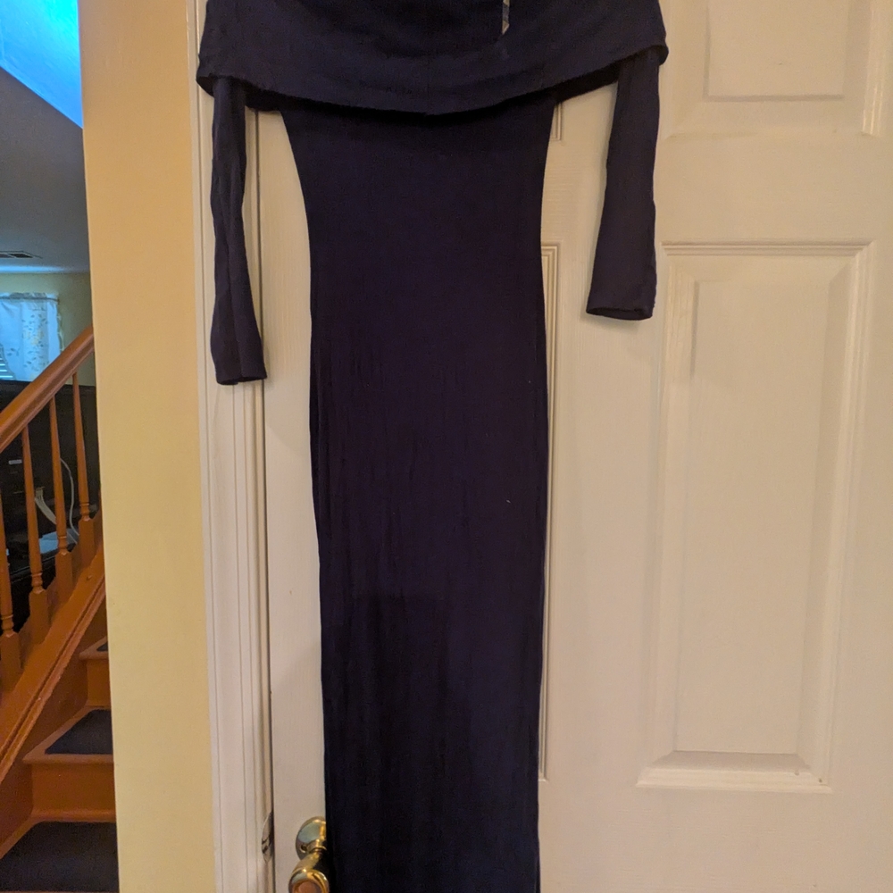 Chic Off-Shoulder Navy Maxi Dress